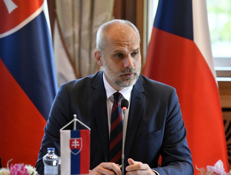 Rokovanie ministrov obrany krajín Vyšehradskej skupiny na Štrbskom plese