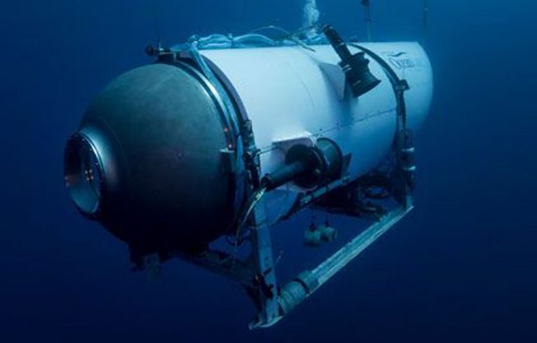 ponorka Titan
