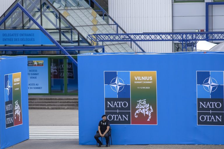 Prípravy na dvojdňový summit NATO
