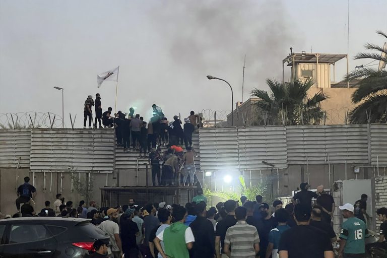 Demonštranti, Bagdad
