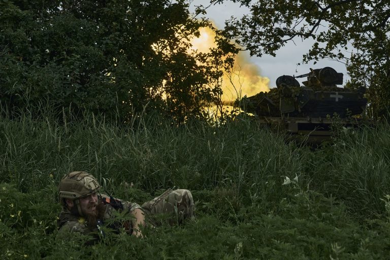 ukrajinský vojak tank protiofenzíva