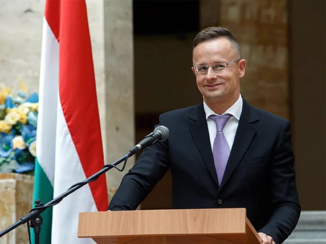 maďarský minister zahraničných vecí a obchodu Péter Szijjártó