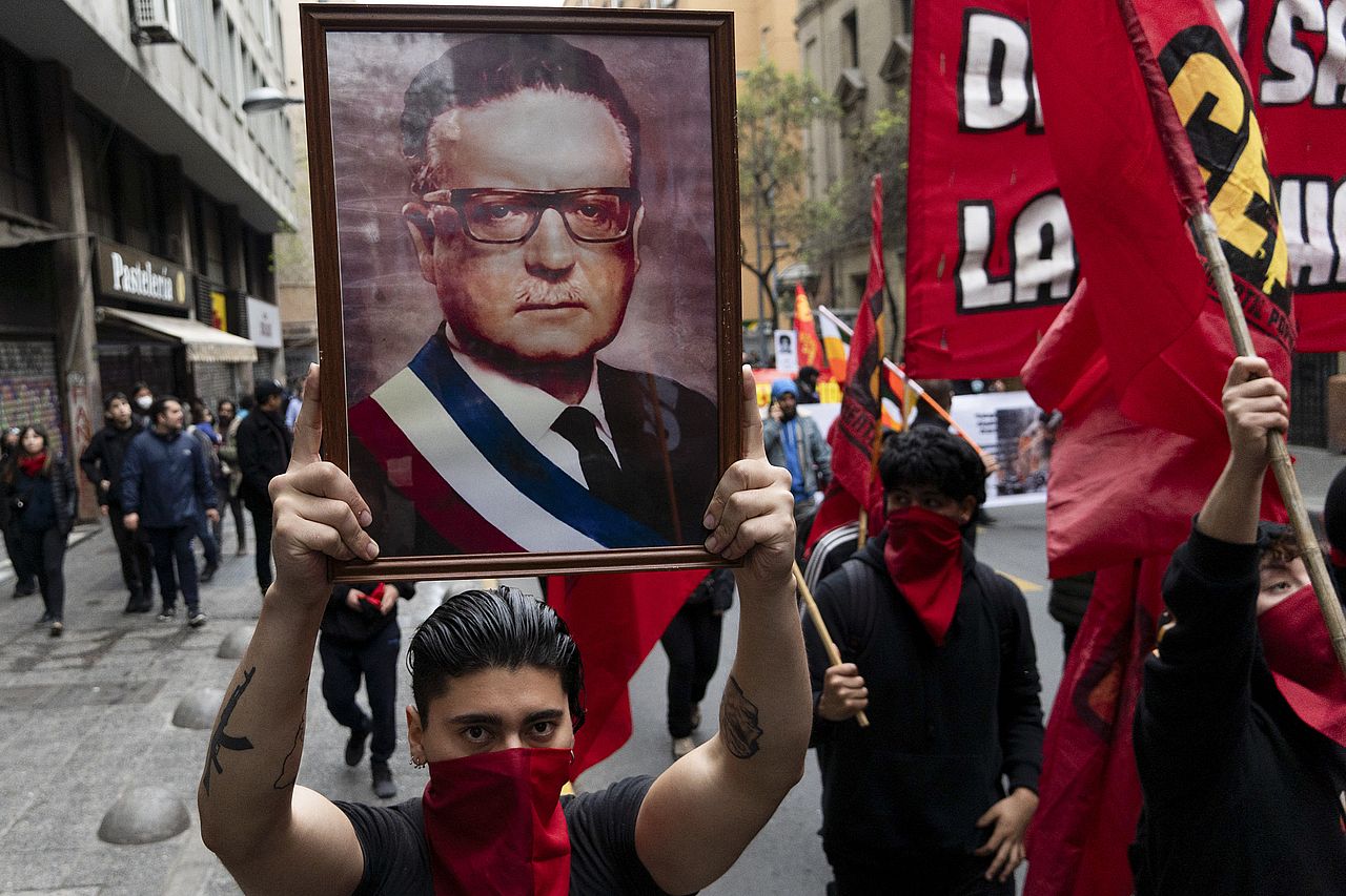 Výročie prevratu si pripomenuli aj demonštrani v Chile
