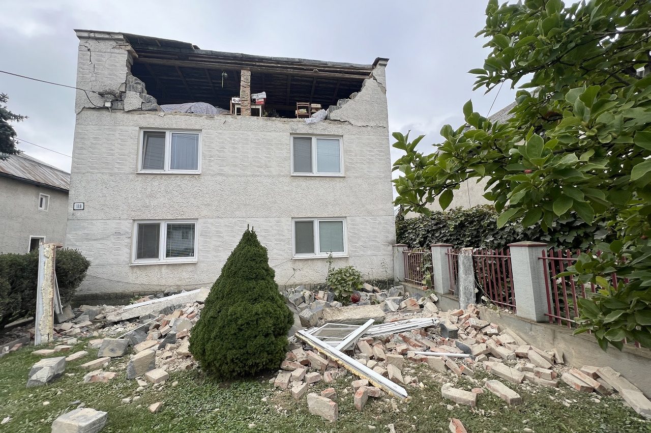 Mimoriadna situácia v Prešovskom kraji po zemetrasení naďalej platí