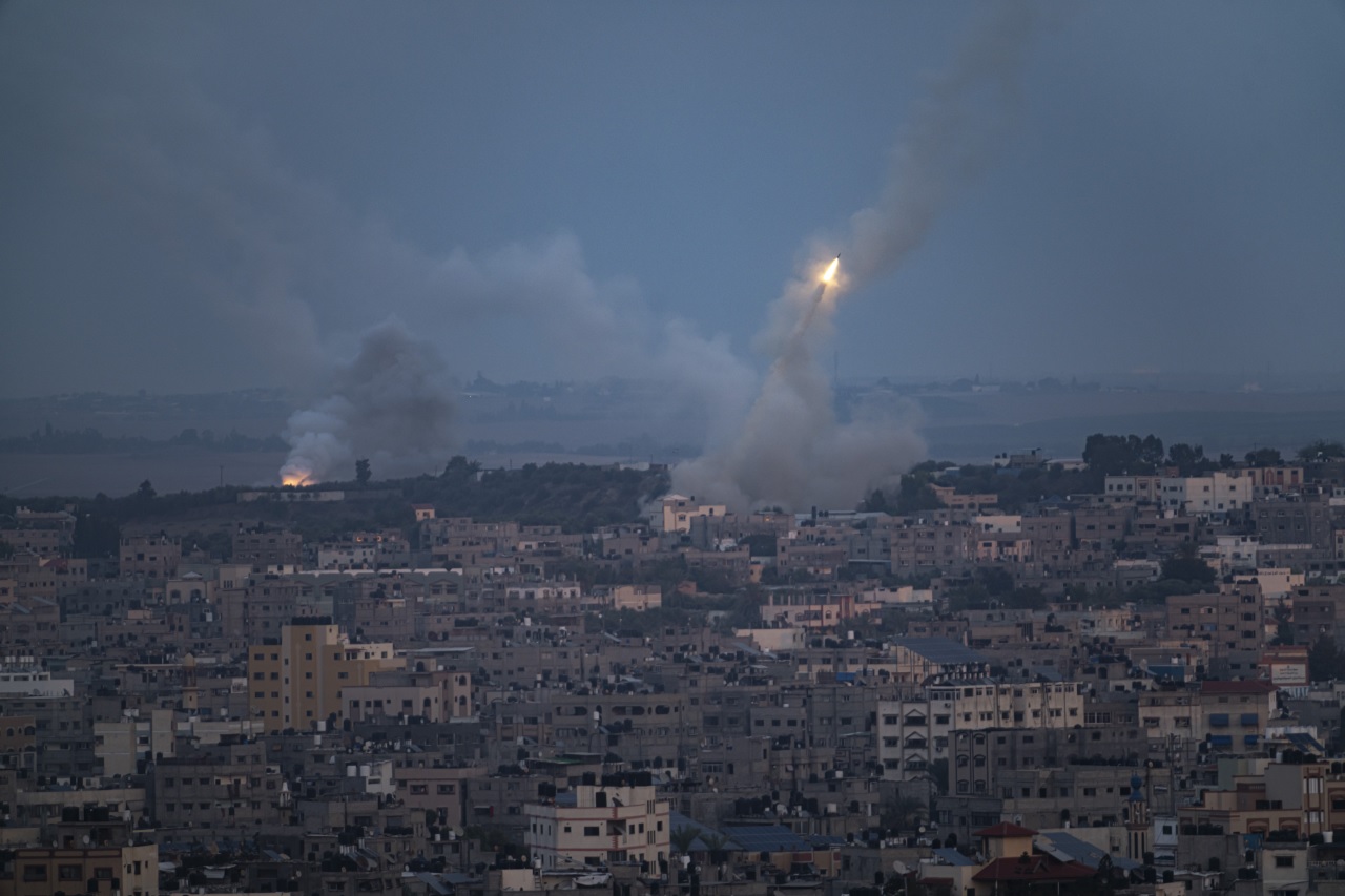 Hamas čaká, kým Izrael vojde do Gazy, a potom zaklapne pascu