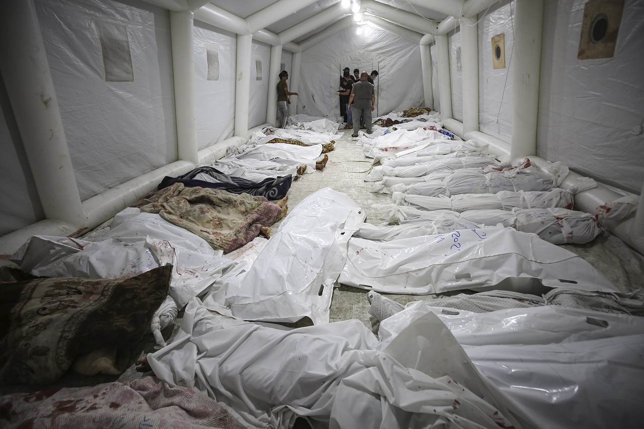 Úder na nemocnicu v Gaze zabil stovky ľudí. Erdogan hovorí o zverstvách a adresuje naliehavú výzvu