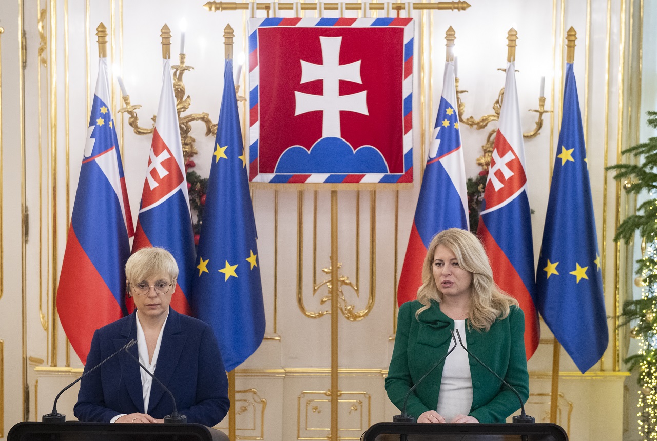 Prezidentka privítala slovinskú hlavu štátu, hovorili o klíme i dezinformáciách