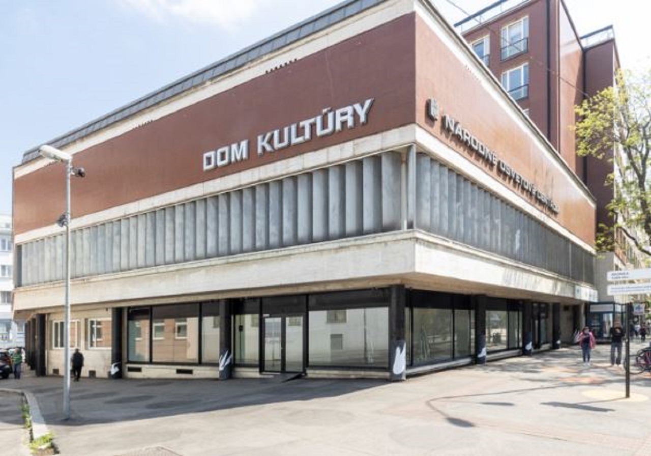Riaditeľ Kunsthalle požiadal Šimkovičovú o uvoľnenie z funkcie