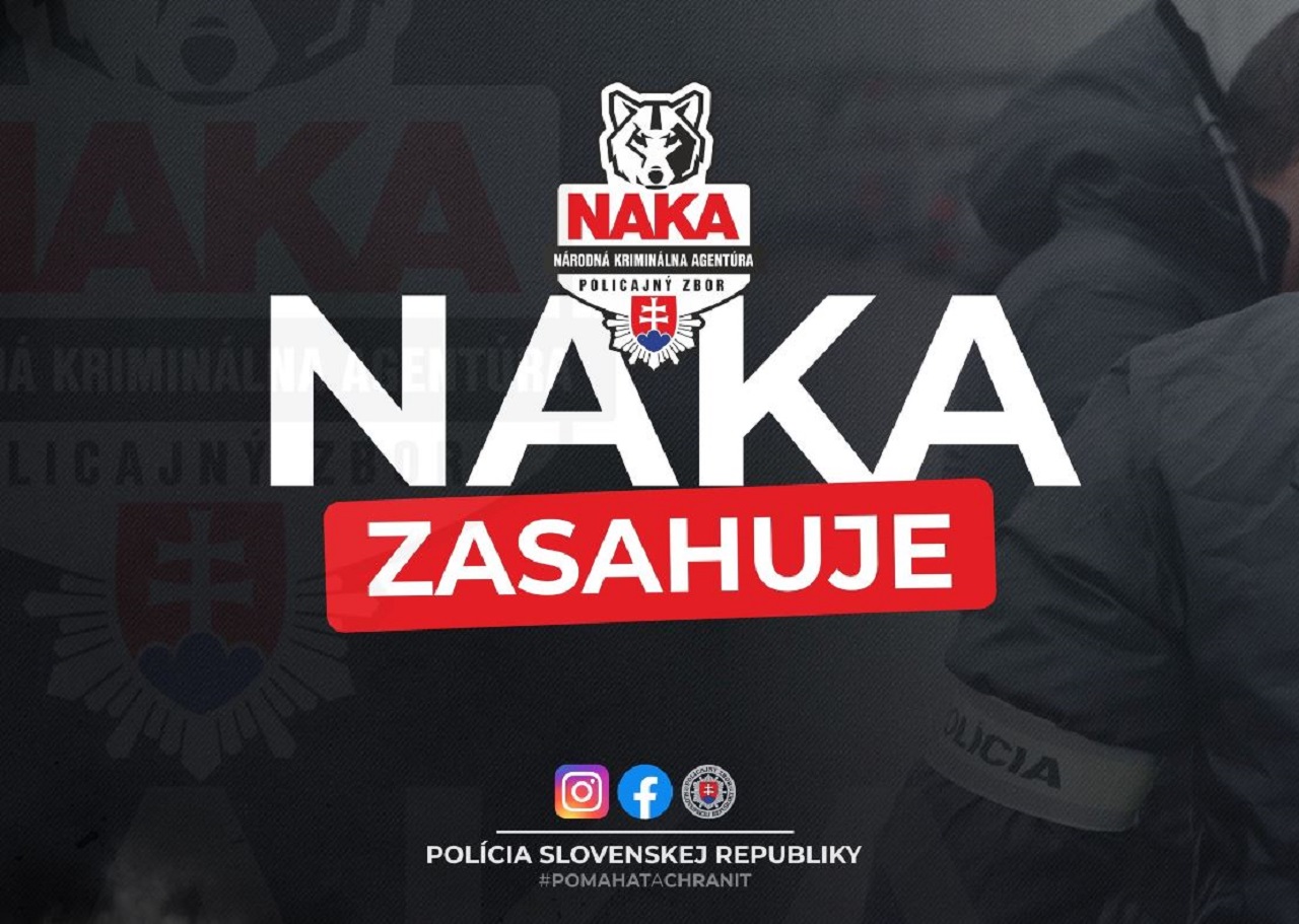 Pred stanicou mestskej polície v bratislavskom Novom Meste zasahovala NAKA