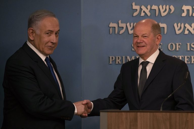 Netanjahu a Scholz
