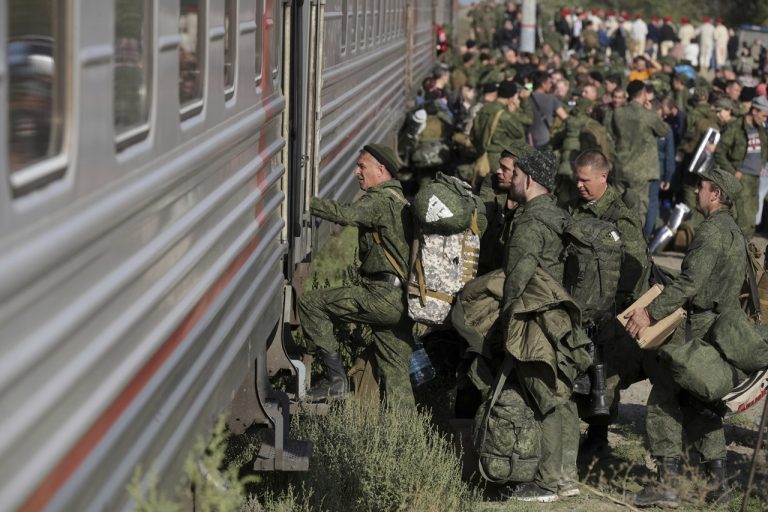 NATO: Na Ukrajine už zabili alebo zranili vyše 350.000 ruských vojakov