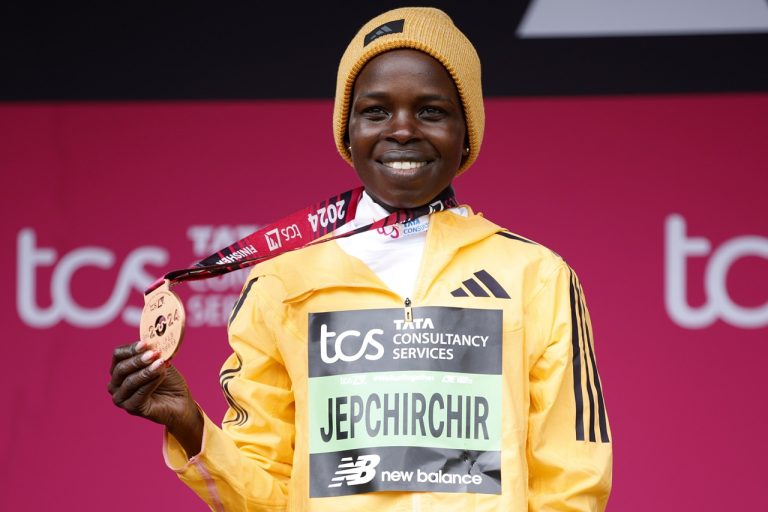 Keňanka Peres Jepchirchirová zabehla v Londýne najrýchlejší maratón bez vodičov