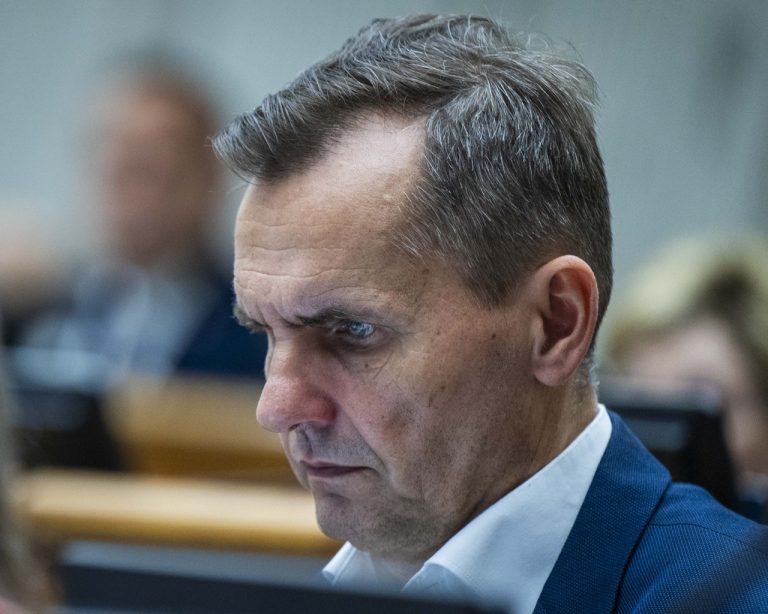 33. schôdza Národnej rady SR