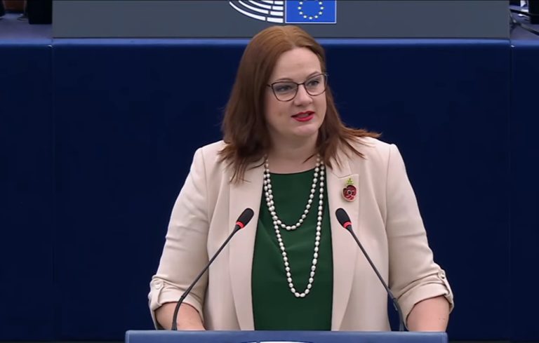Katarína Roth Neveďalová
