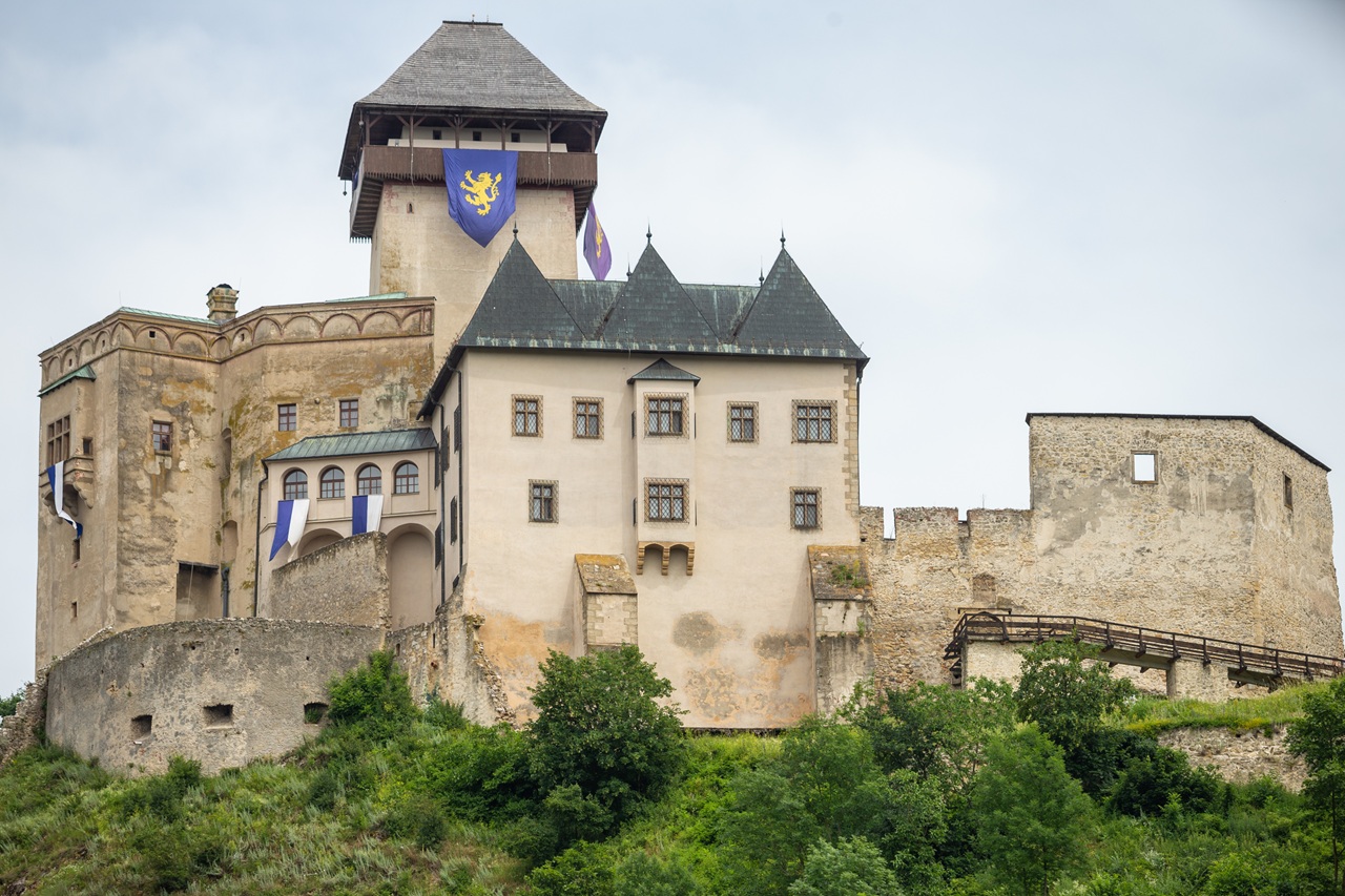 Trenčín hrad Trenčiansky hrad