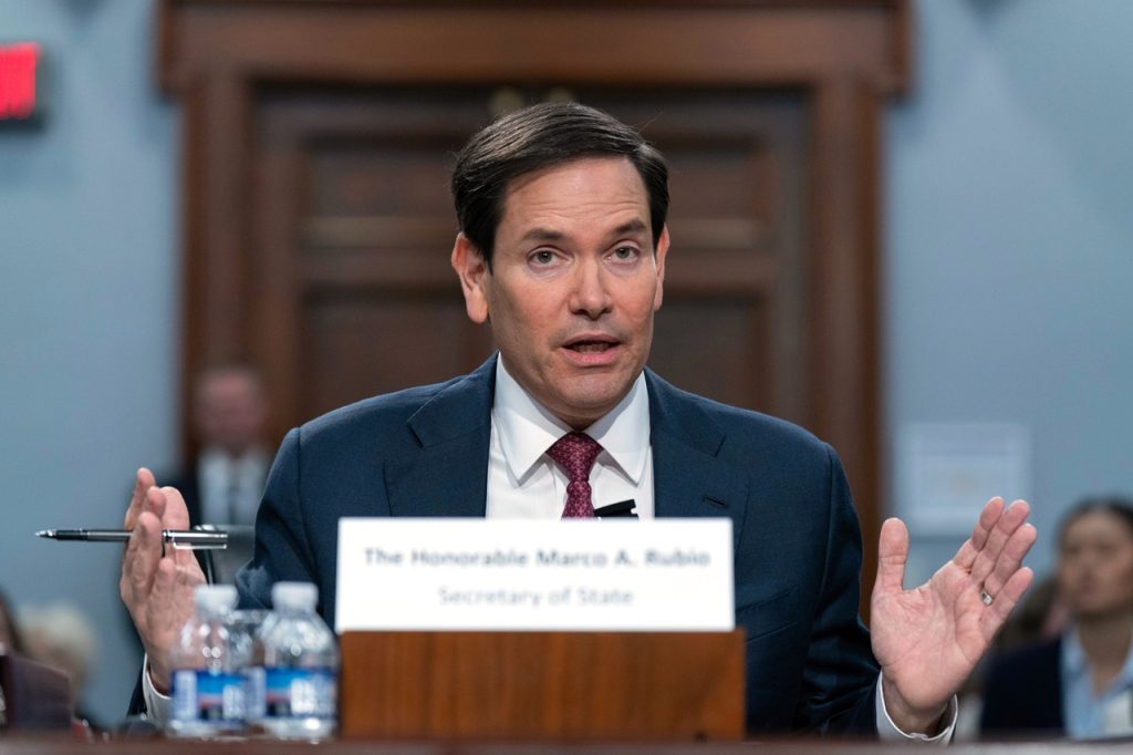 Rubio na vypočutí pred členmi zahraničného výboru Snemovne reprezentantov
