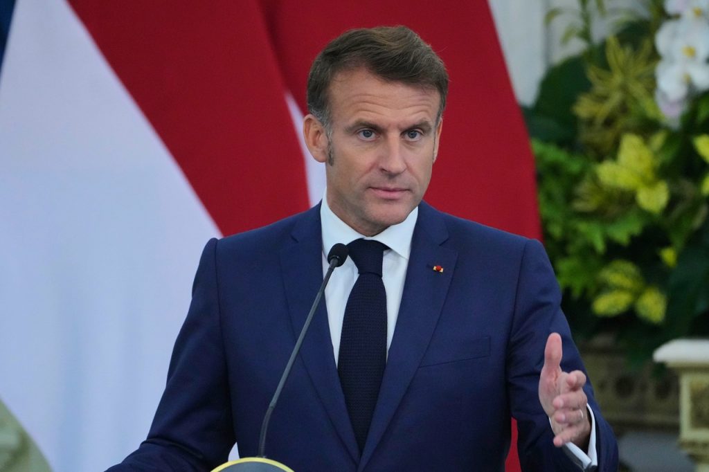 Macron v Indonézii