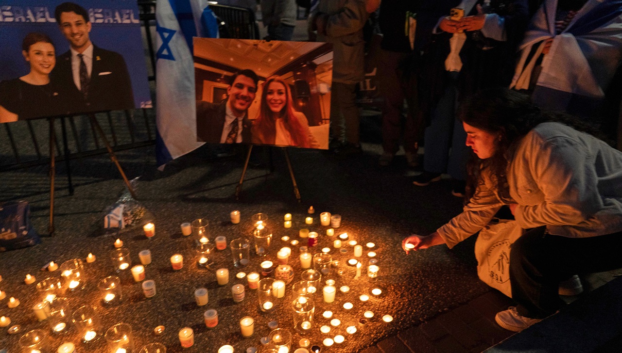izraelská ambasáda zastrelení zamestnanci Israeli Embassy Staffers Killed
