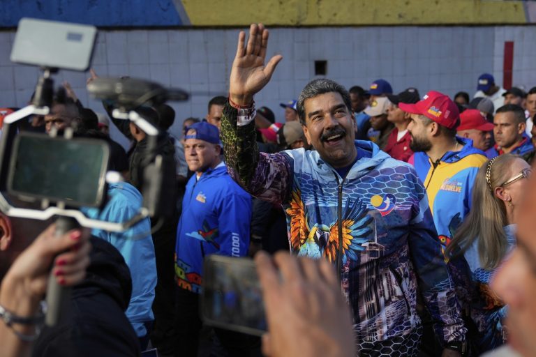 Vo Venezuele sa dnes konajú parlamentné voľby