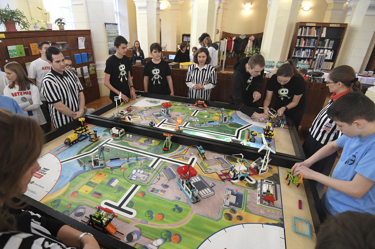 Regionálny turnaj robotickej súťaže FIRST LEGO LEAGUE