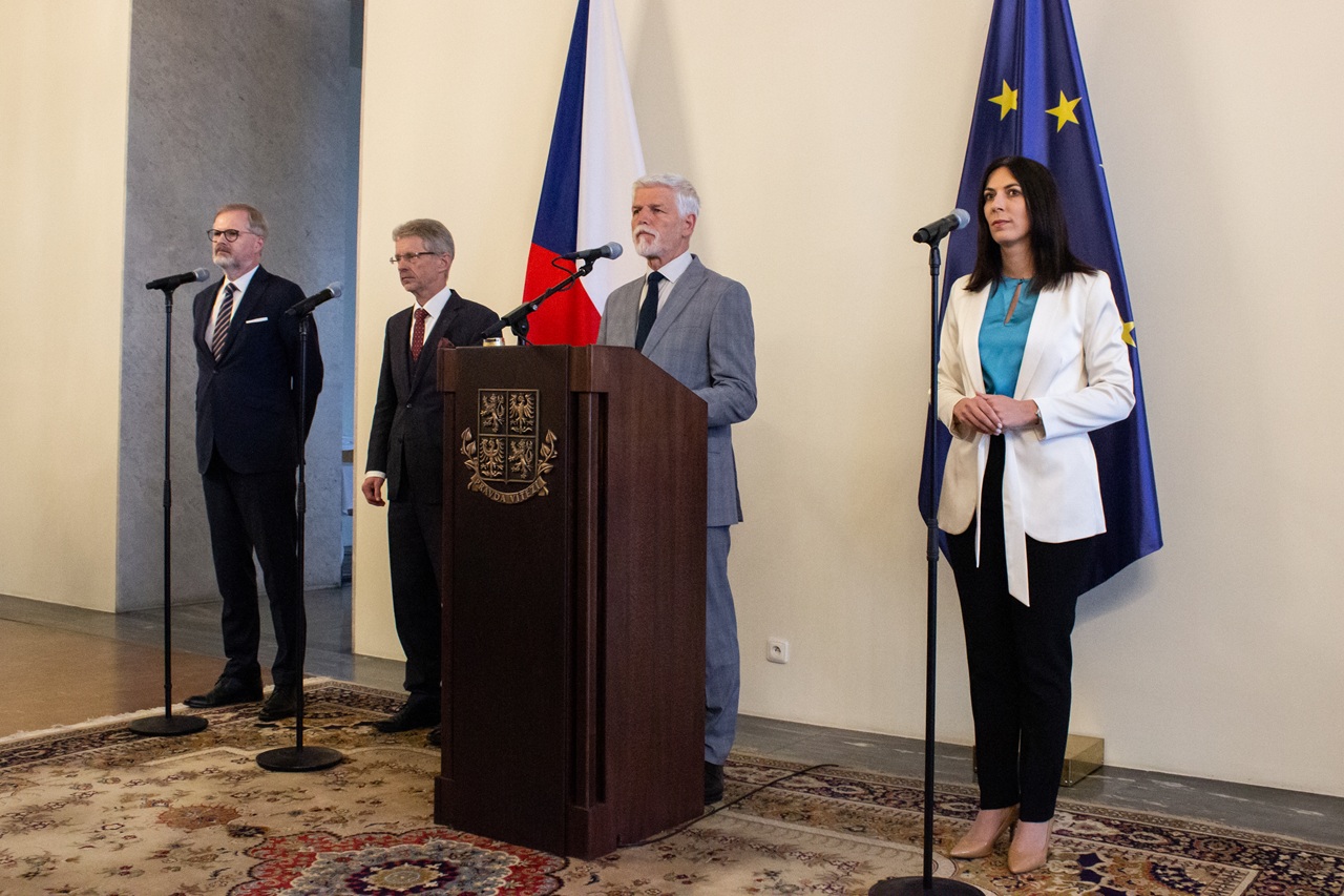 českí najvyšší ústavní činitelia - Pavel Fiala Pekarová Adamová
