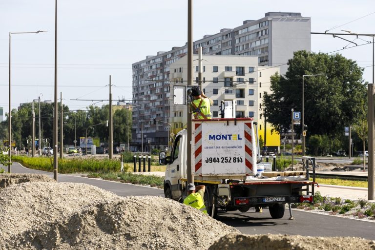 Pokračovanie stavebných prác na električkovej trati v bratislavskej Petržalke