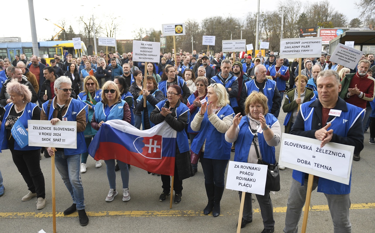 Nespokojní železničiari štrajk