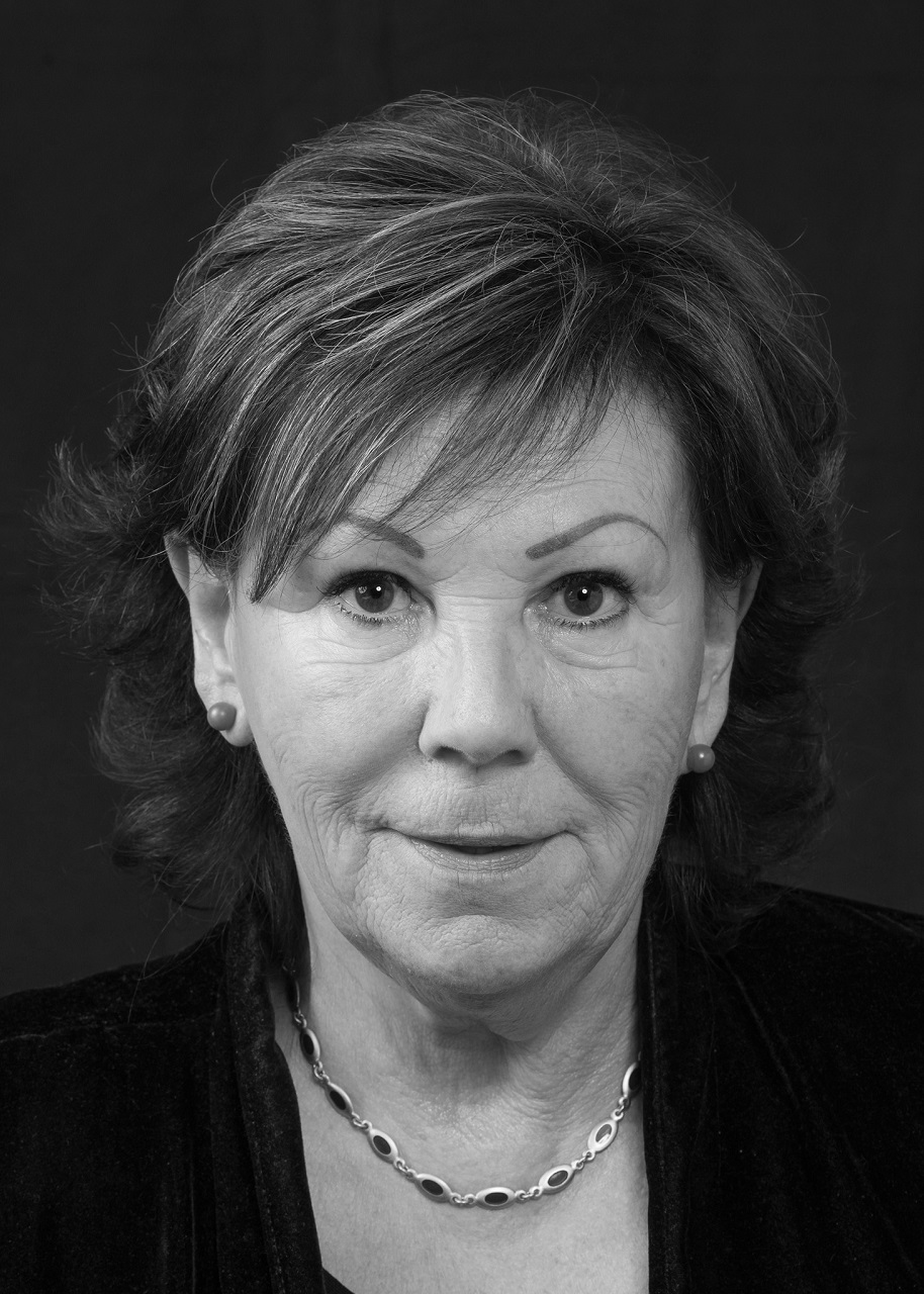 Anna Schlosserová
