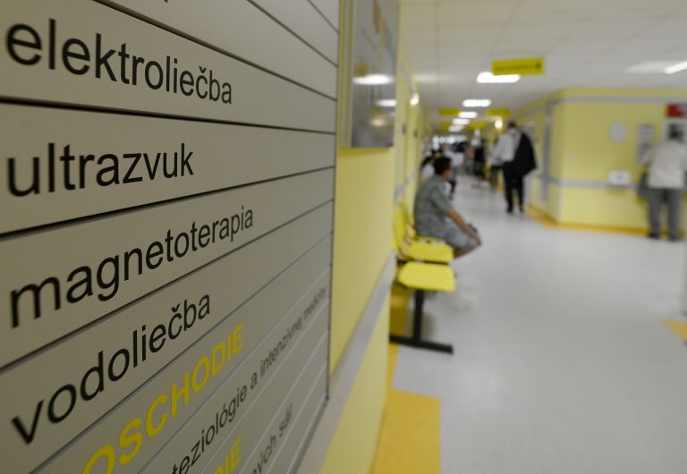 pohotovosť nemocničná chodba