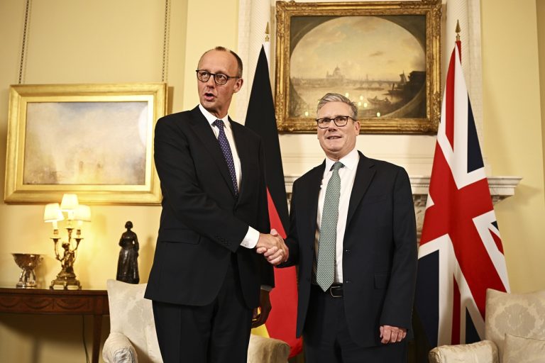 Starmer Merz