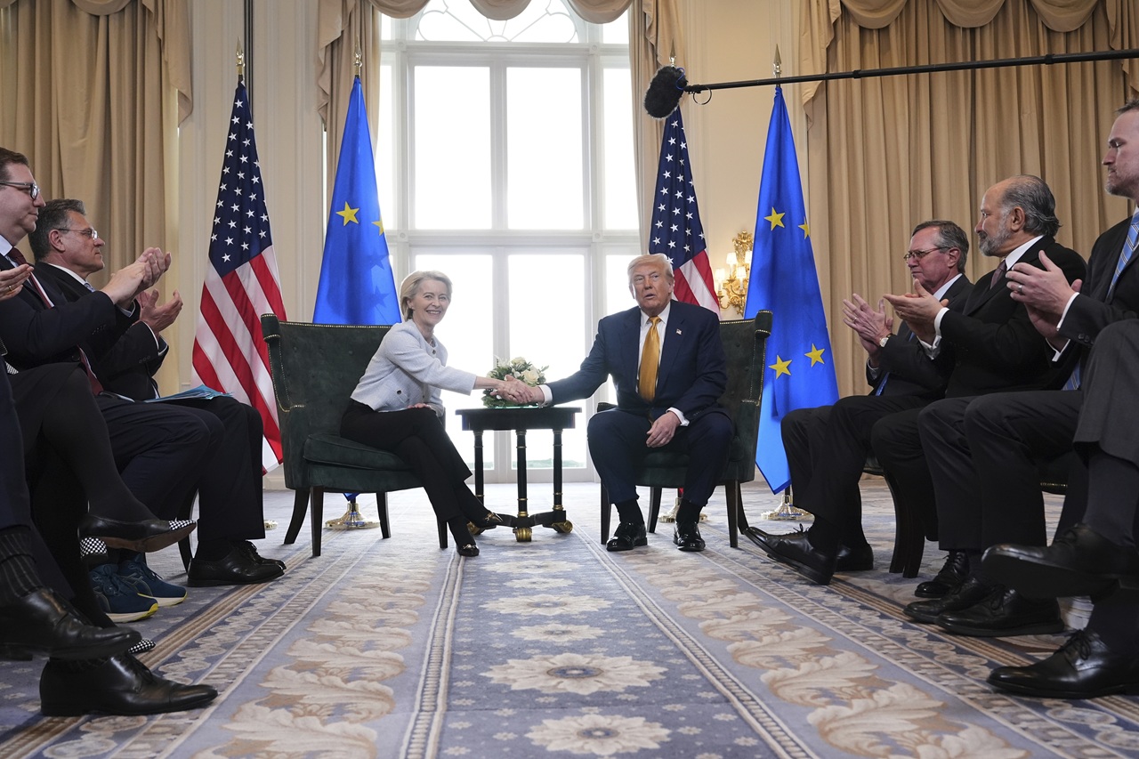Trump Leyenová