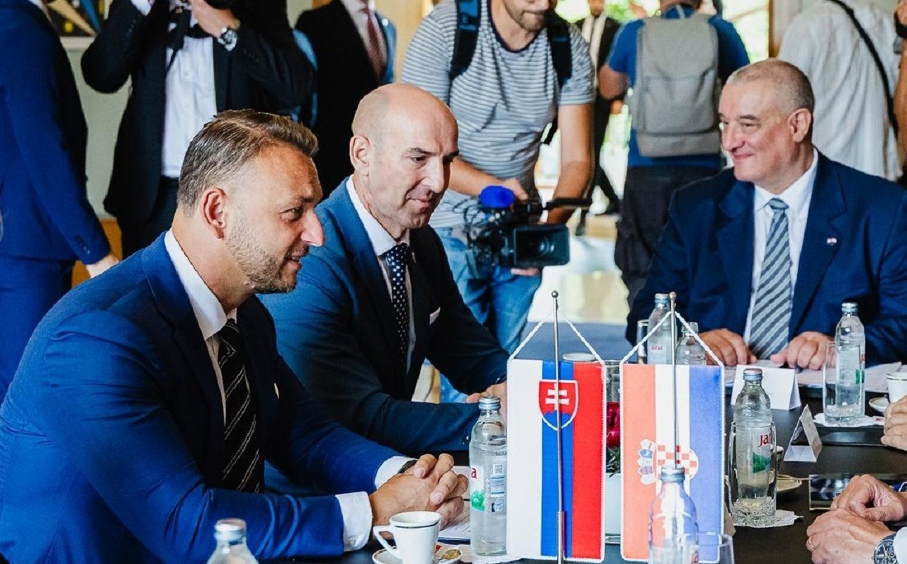 Matúš Šutaj Eštok