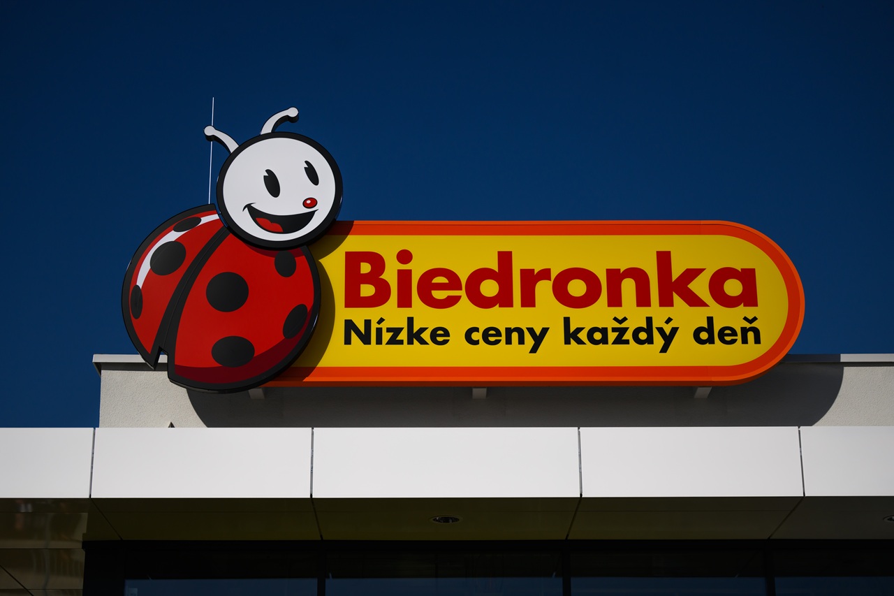 Reťazec Biedronka otvoril svoj prvý obchod na Slovensku