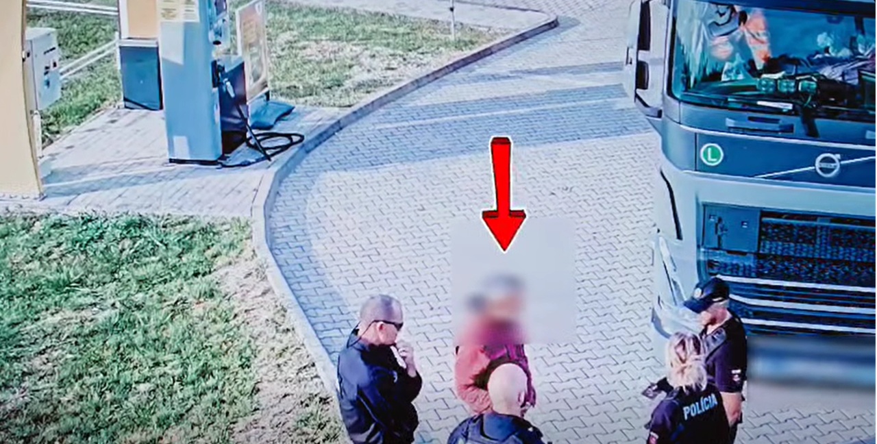 Polícia obvineniu čelí 57-ročný kamionista z Turecka, napadol policajta