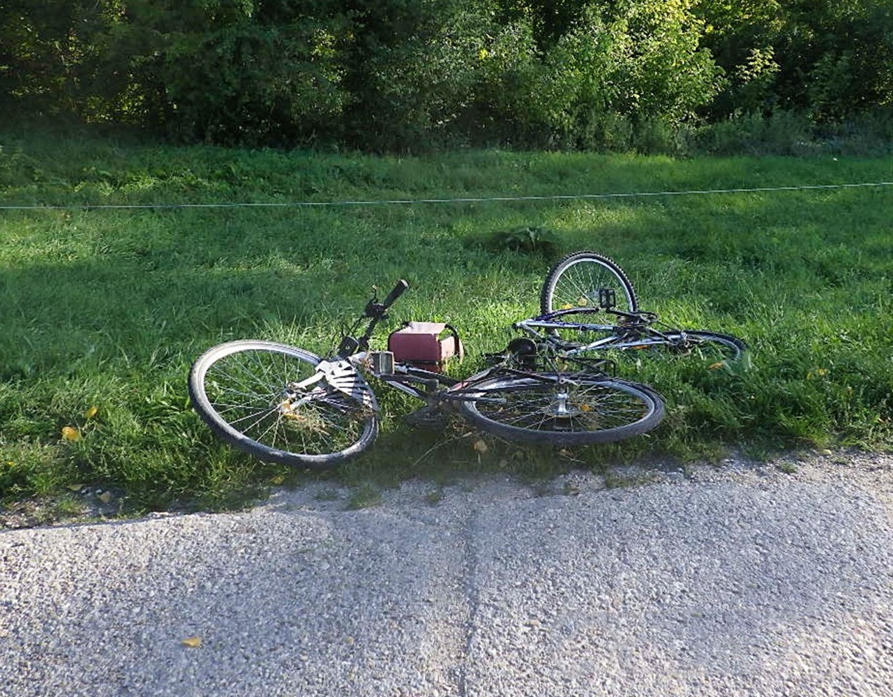 Pri nehode na bicykli sa zranilo trojročné dievčatko