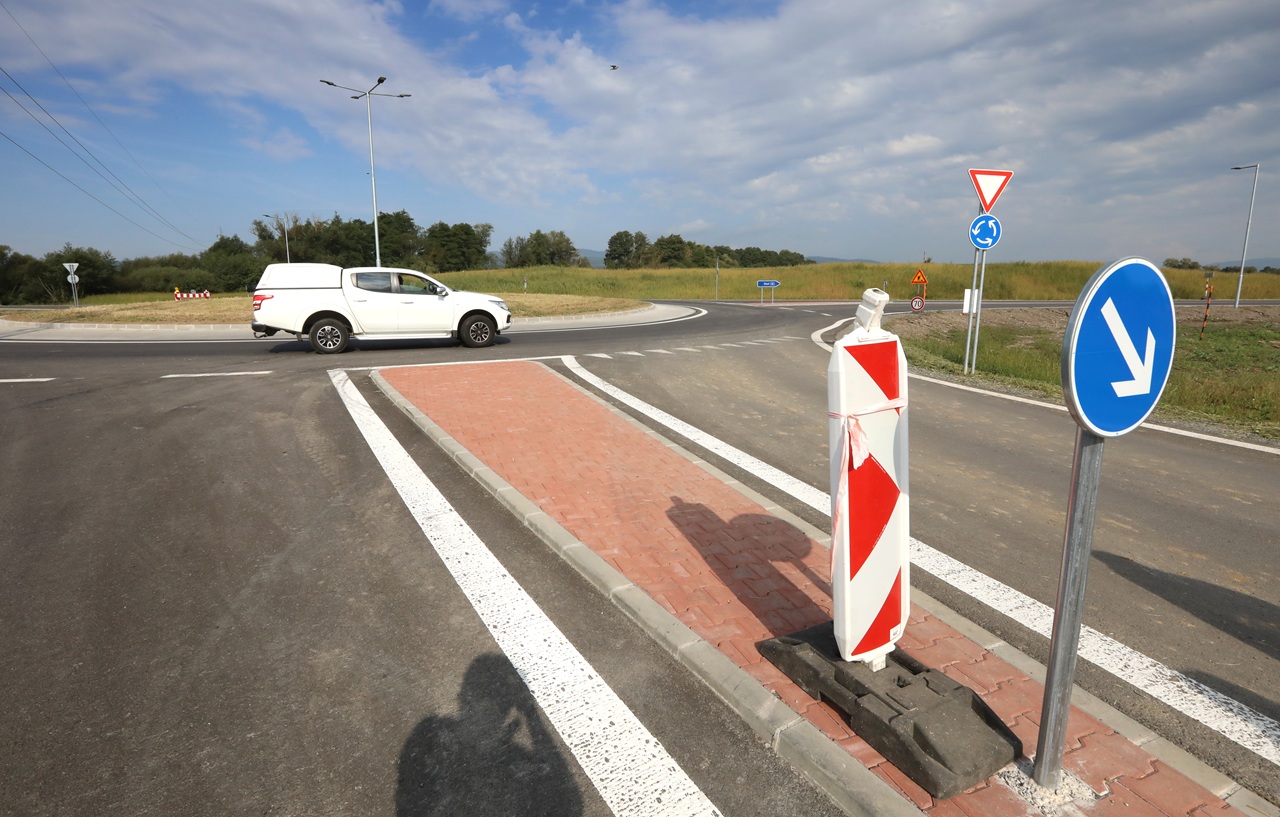 Sliač kruhová križovatka