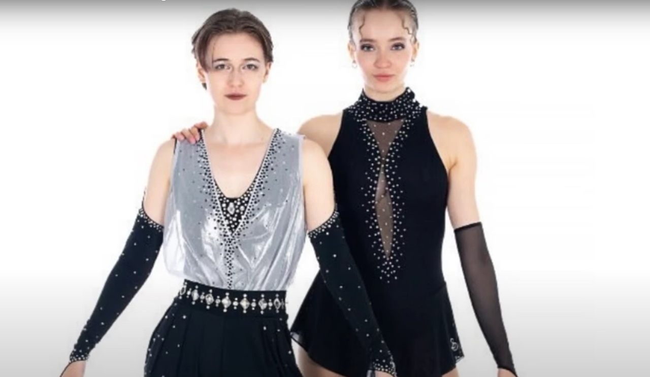 Emma Aaltová a Millie Collingová