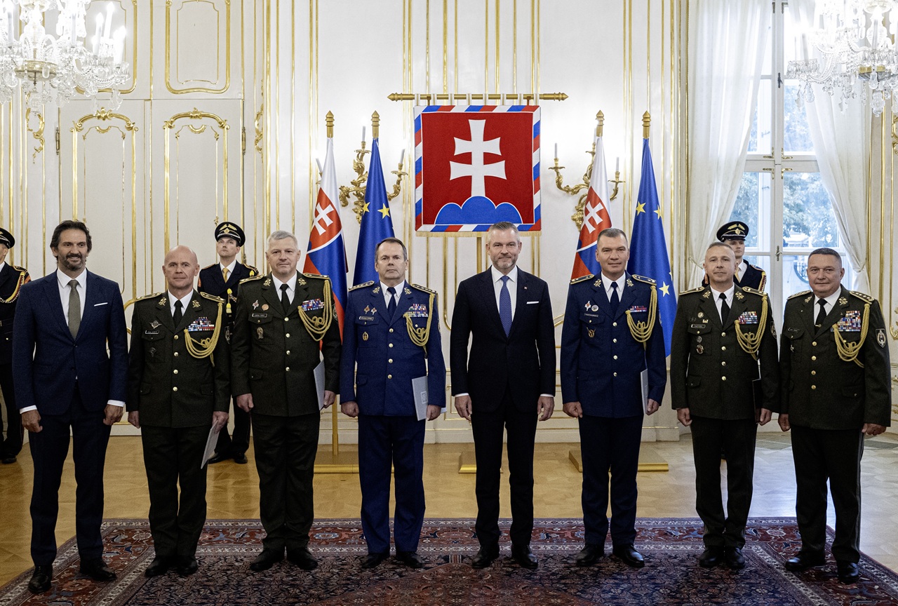 prezident OS generáli