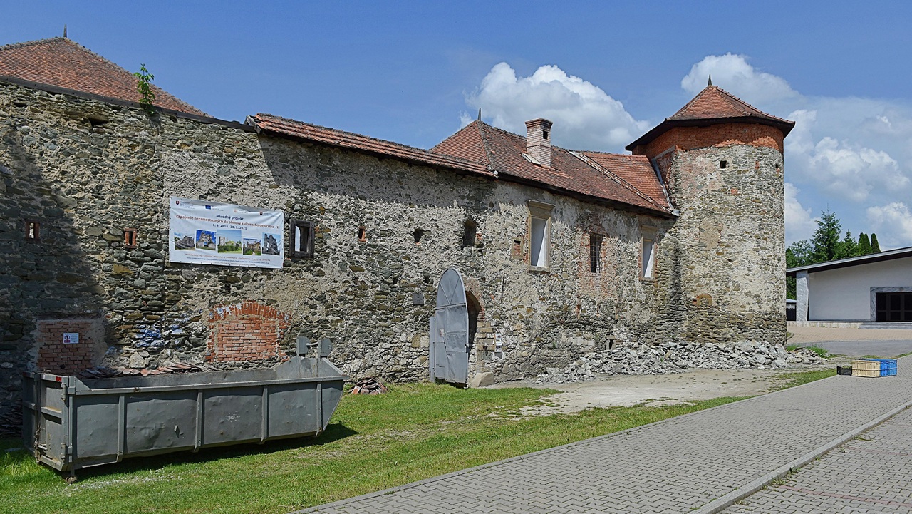 Markušovský hrad