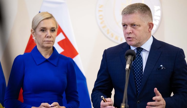 Fico Saková-jd2025103109