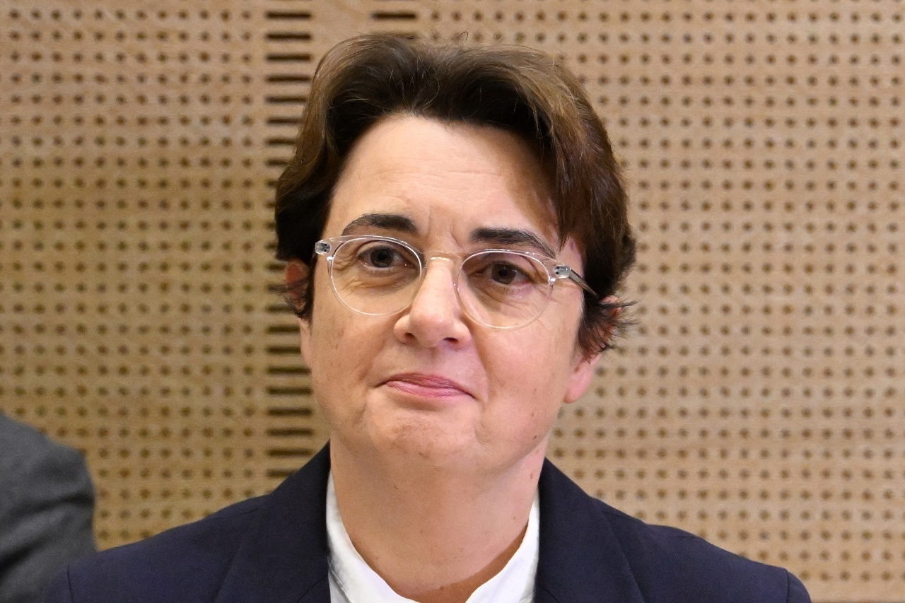 Laurence des Carsová
