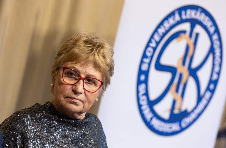 Novou prezidentkou Slovenskej lekárskej komory sa stala Valéria Vasiľová-2025110820md