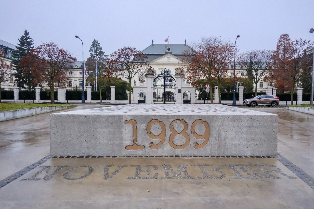 Pamätník89-20251117-jd01