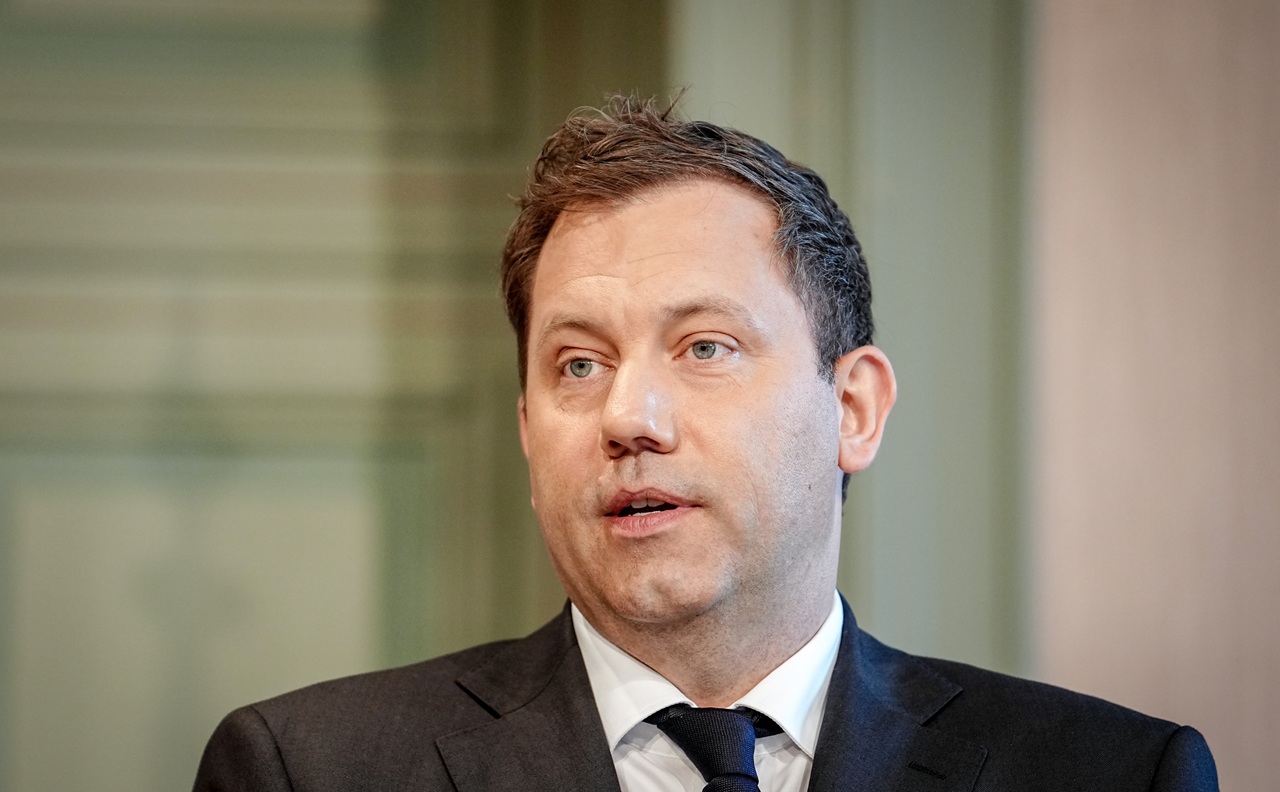 Klingbeil-jd2025110330