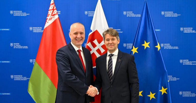 Andrei Dapkiunas Marek Eštok