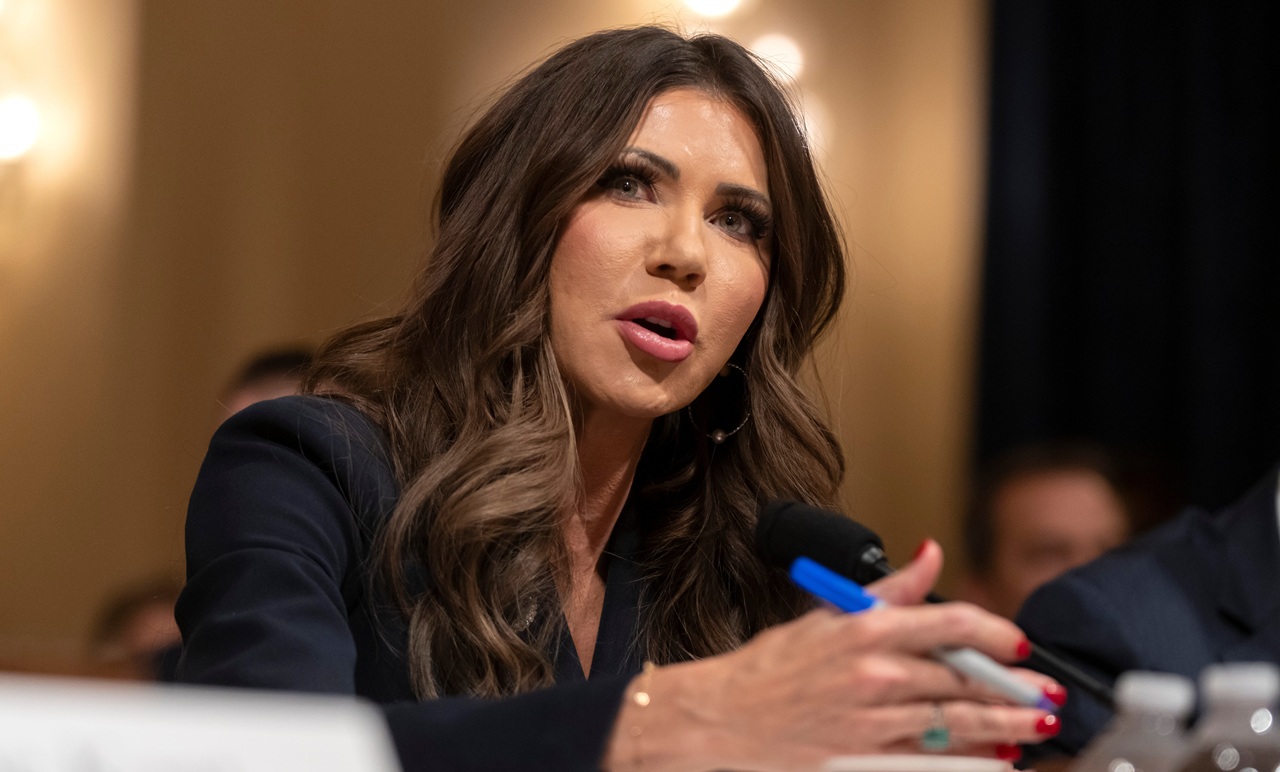 Kristi Noemová-jd2025121916