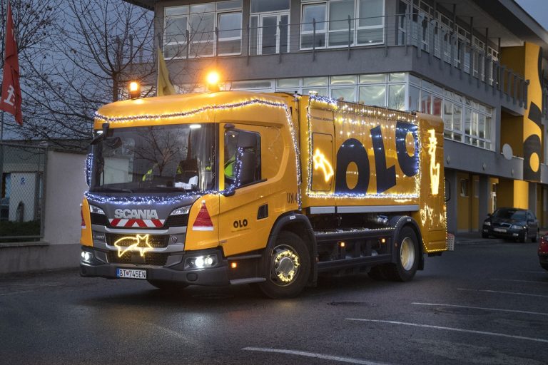 vianoce smetiarske auto-jd2025120110