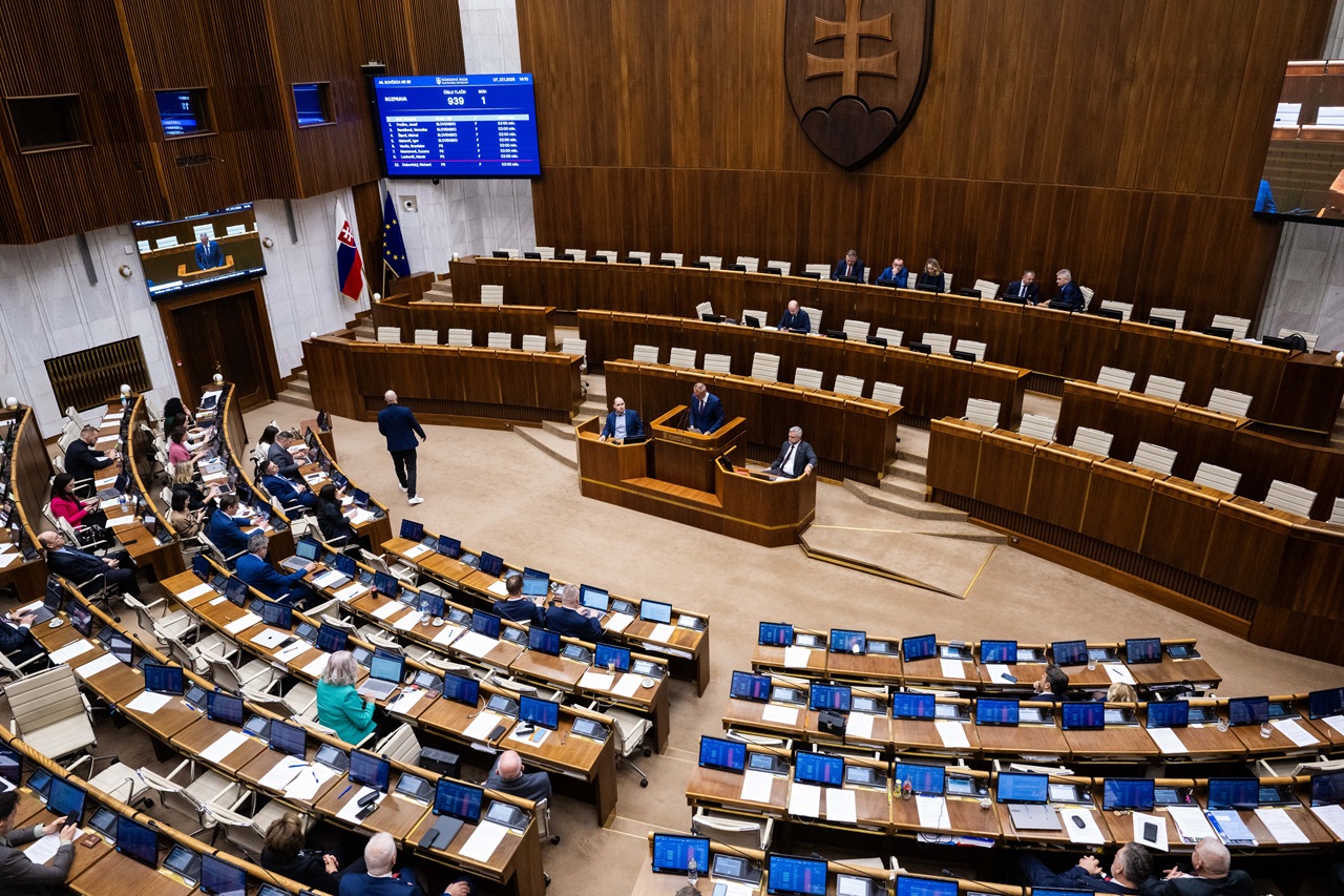 46. schôdza parlamentu