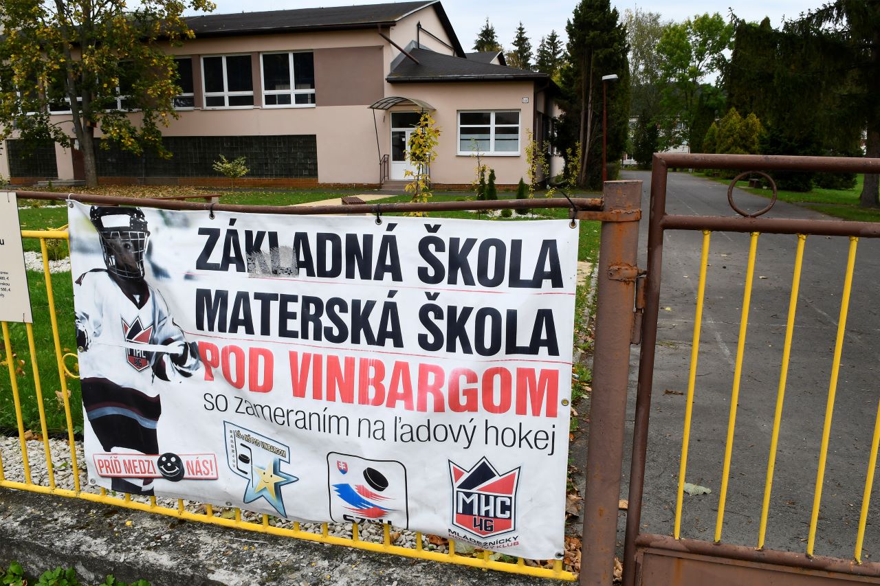 Na snímke ZŠ a MŠ Pod Vinbargom v Bardejove