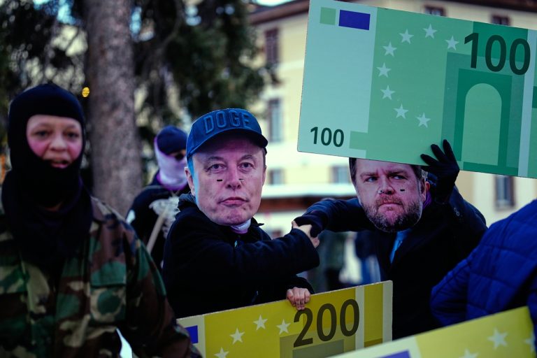 Musk J.D. Vance transparent